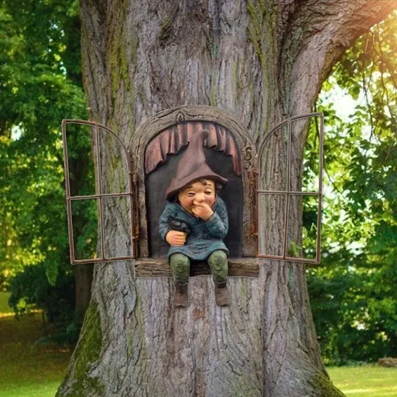 2026 Naughty Garden Statue Elf - Home Bargains reseña y precio